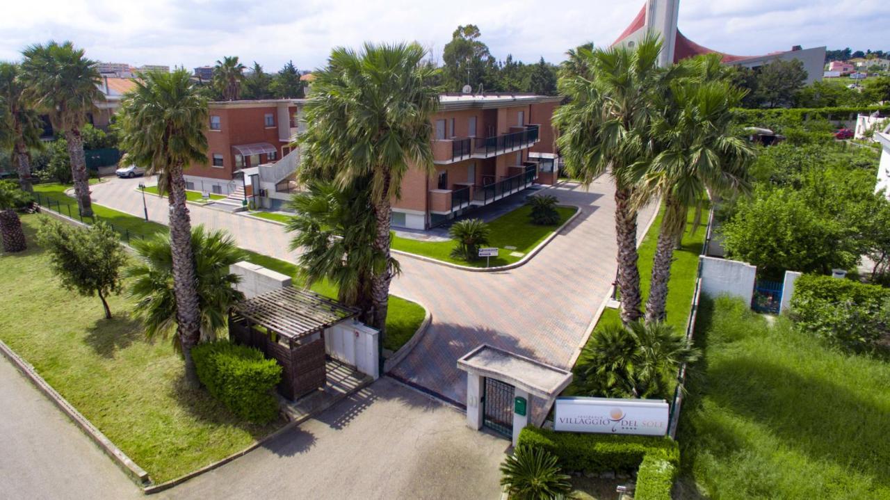 Residence Villaggio Del Sole Термолі Екстер'єр фото