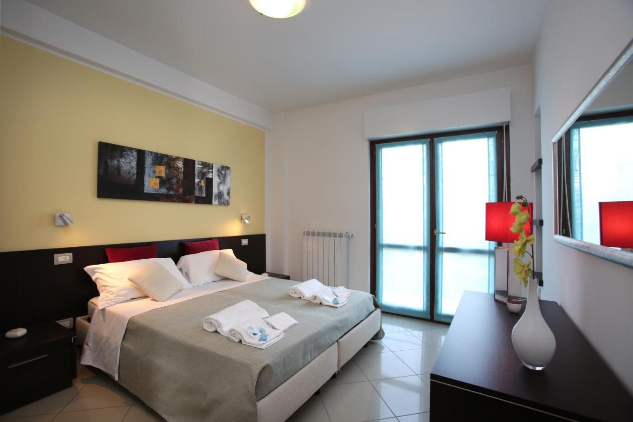 Residence Villaggio Del Sole Термолі Екстер'єр фото